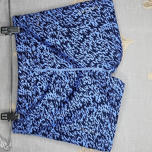 NIKE Athletic DRI-FIT Stretch Drawstring Shorts. Size: XS - Picture 3 of 7